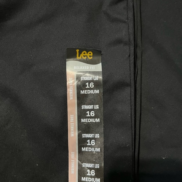 NWT Lee straight wrinkle free pants -size 16 medium - Picture 4 of 8